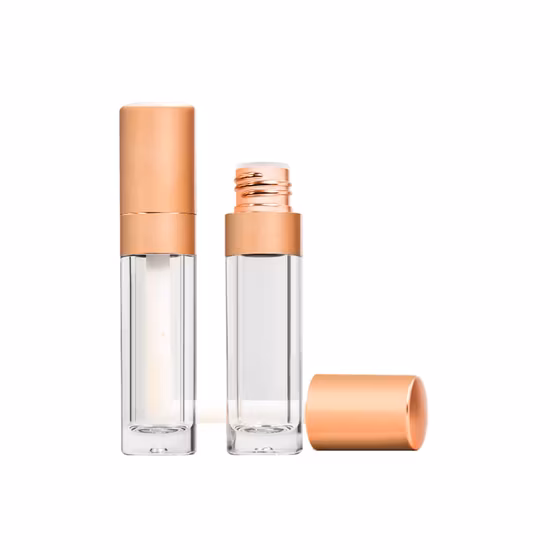 Mosturizing High-Shine Lipgloss with Matt Gold Cap